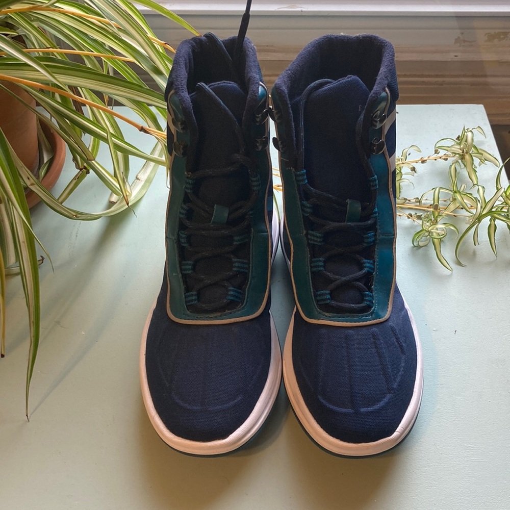Lands’ End boots